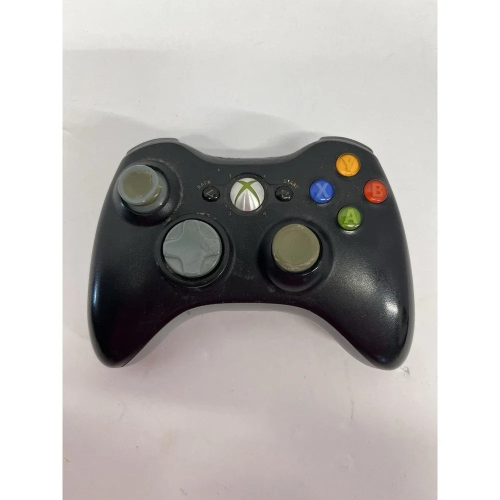 Pair Of MICROSOFT 1403 BLACK WIRELESS XBOX 360 Controllers #151611#